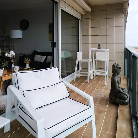 Joli Accompagne De Boubouille Le Chat, Vue Ocean, 6 Personnes